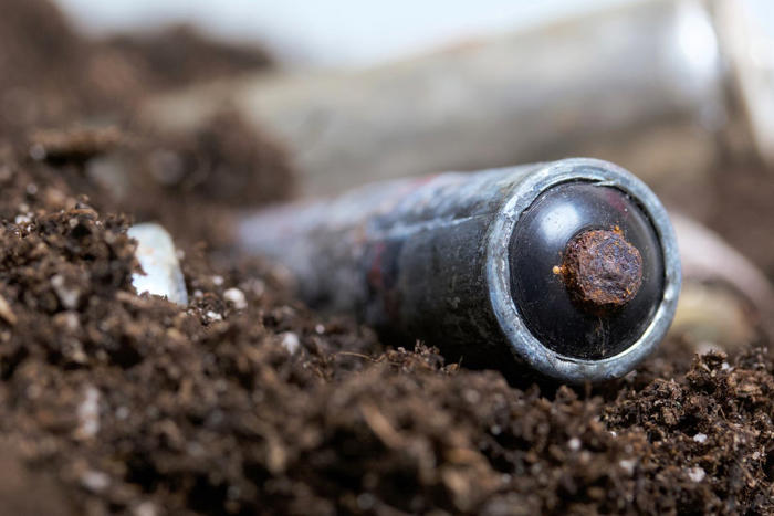 battery breakthrough sees electricity harvested from soil