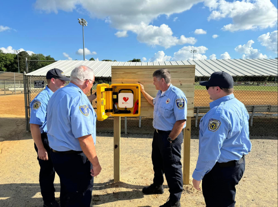 Hanover County Installs Two New AEDs At Pole Green Park