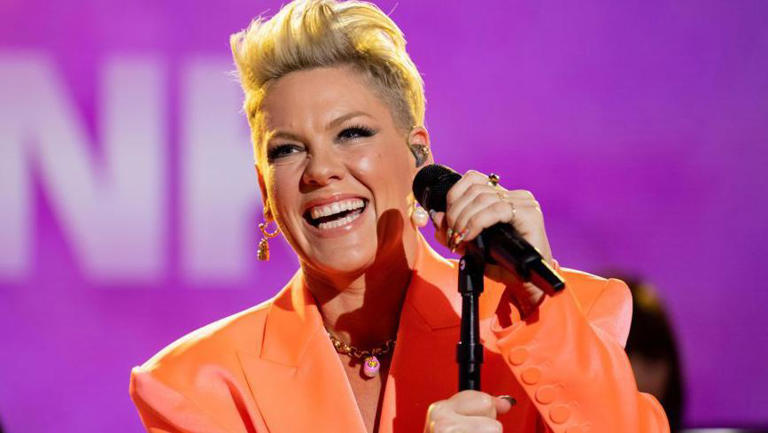 Pink resumes her Summer Carnival tour in Cardiff after a break since March