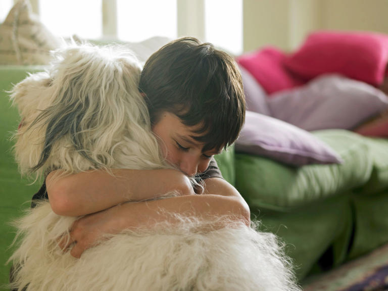 La interacción con animales hace que los niños comprendan sus necesidades, su salud y la importancia de su bienestar.