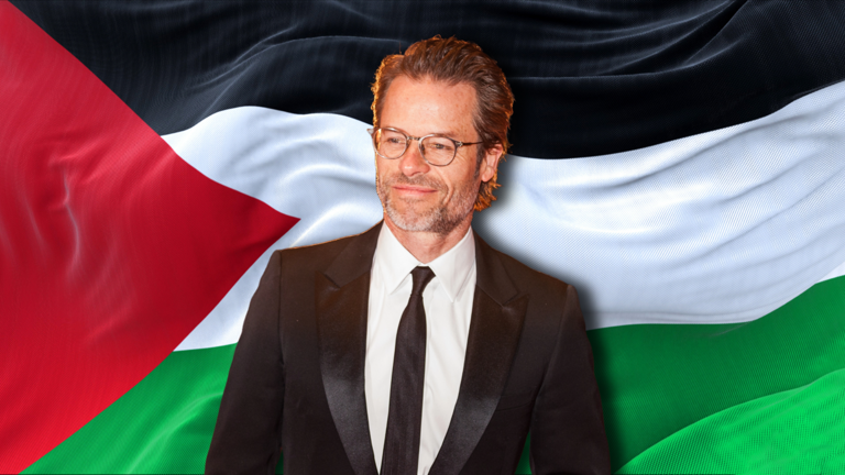 Australian actor Guy Pearce in front of Palestinian flag / Shutterstock / Edited by Al Bawaba