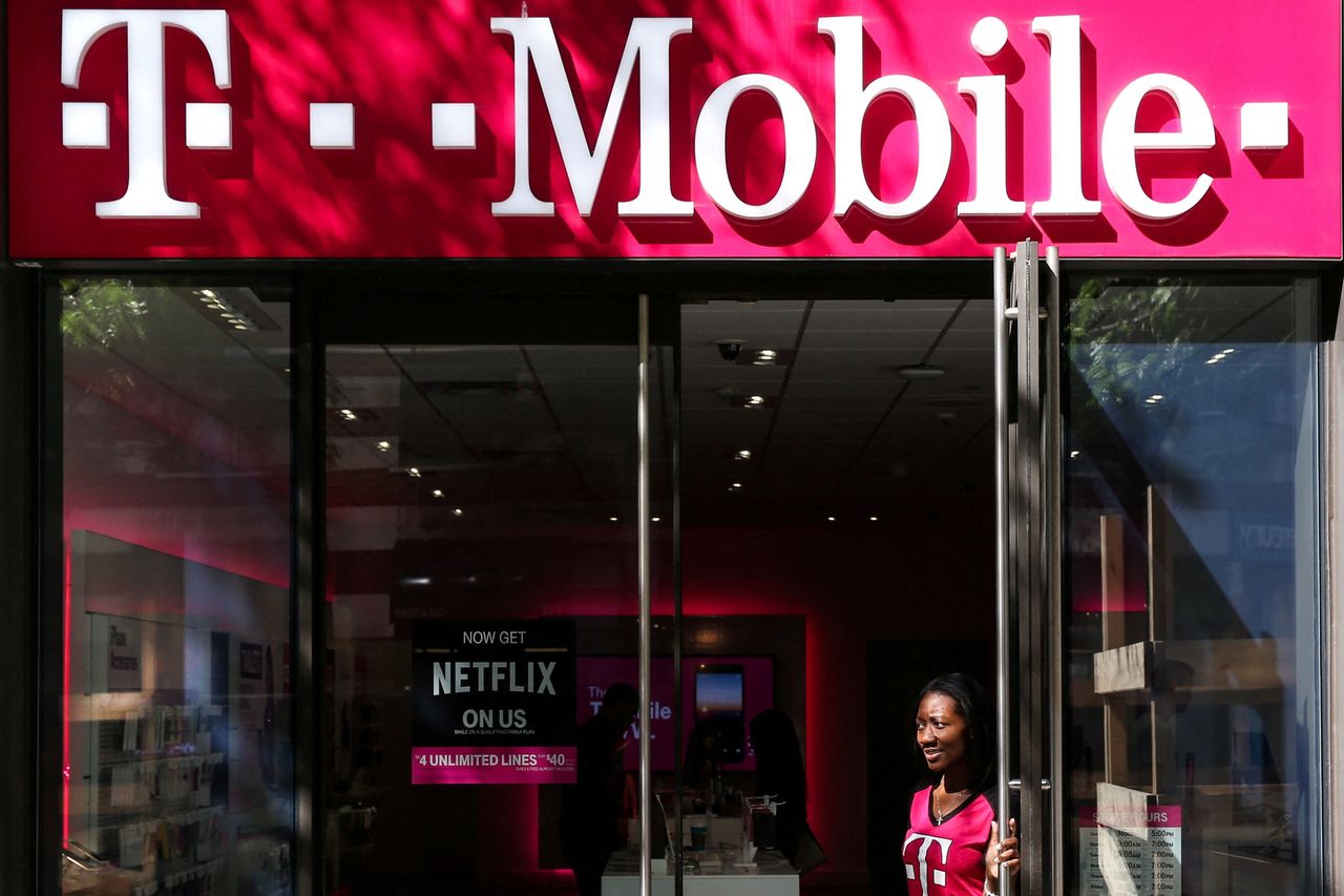 T-Mobile To Buy Most Of U.S. Cellular In $4.4 Billion Deal, Including Debt