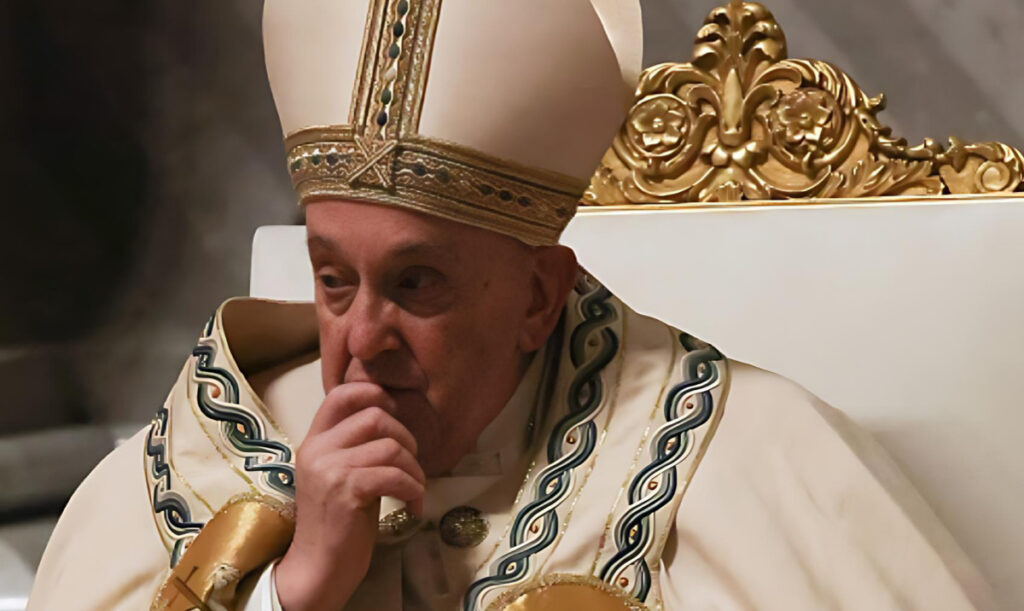 Pope Apologizes After Being Quoted Using Homophobic Slur About Gays ...