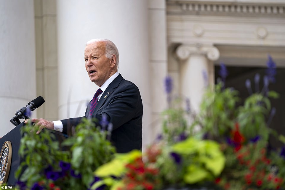 Report: Democrats 'freaking Out' Over Biden's Chances In 2024 Election