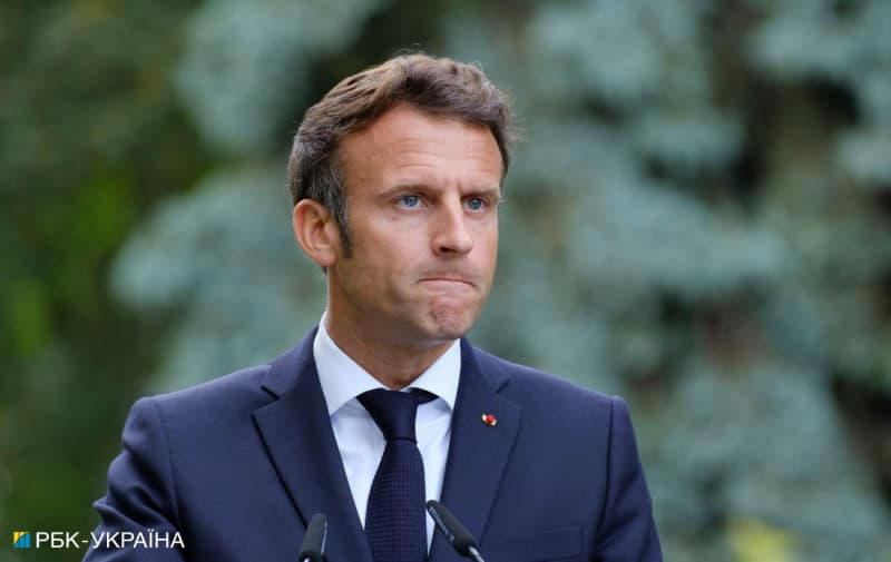 macron urges allowing ukraine to strike russia, with nuance