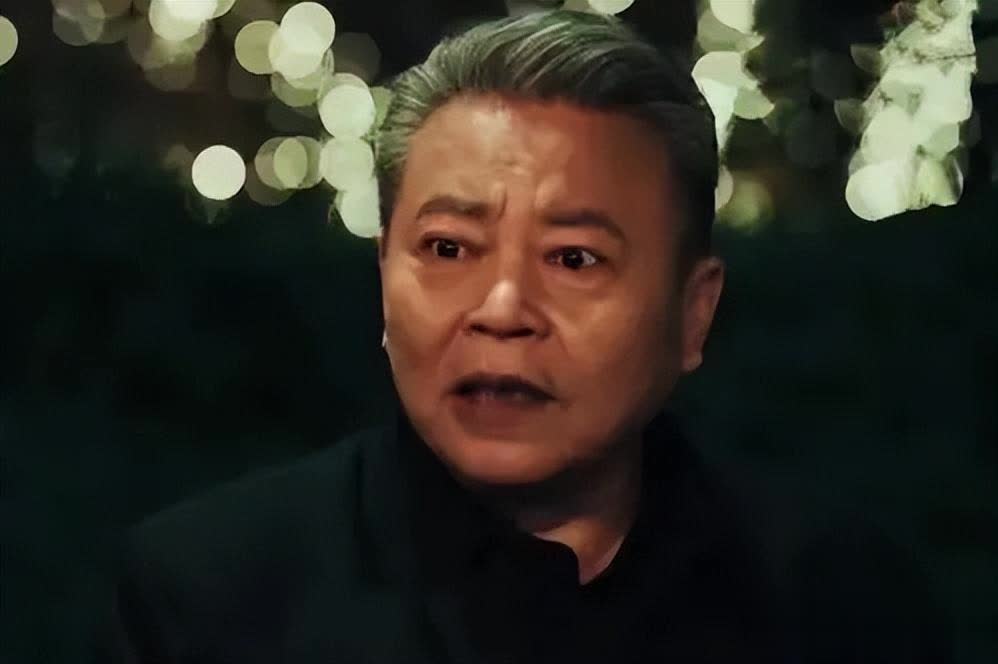 明明五大三粗，偏有“个千娇百媚”的名字，这些演员真会“骗人”