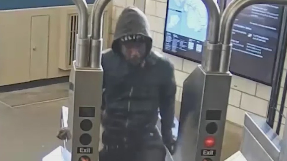 Man Slashed Inside Subway Station In Brooklyn: NYPD