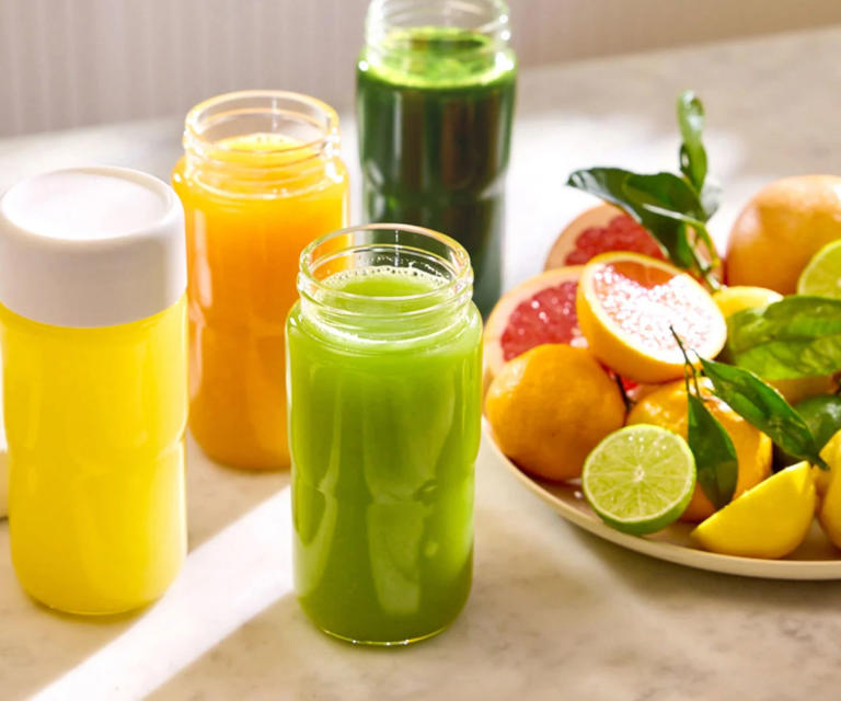 What is a masticating juicer? And why do our experts think they're the
