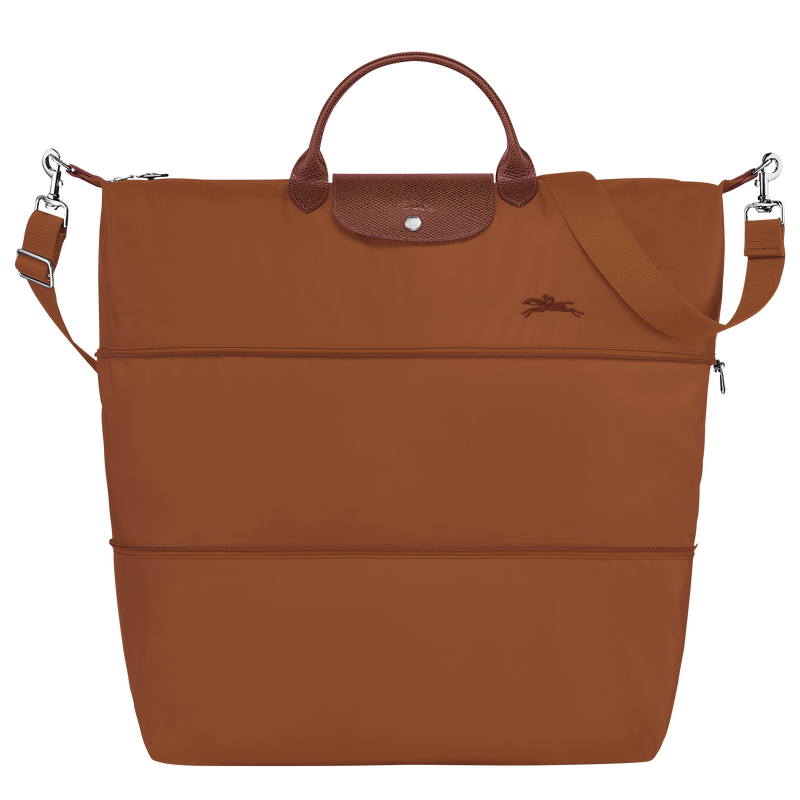 <p><strong>$275.00</strong></p><p><a href="https://go.redirectingat.com?id=74968X1553576&url=https%3A%2F%2Fwww.longchamp.com%2Fus%2Fen%2Fproducts%2Ftravel-bag-expandable-L1911919504.html&sref=https%3A%2F%2Fwww.veranda.com%2Fshopping%2Fg60851504%2Fbest-weekender-bags%2F">Shop Now</a></p><p>When the weight of your luggage is a deciding factor in whether it makes it onto the plane, a lightweight, expandable option becomes a valuable investment. Longchamp, with its compact <a href="https://go.redirectingat.com?id=74968X1553576&url=https%3A%2F%2Fwww.longchamp.com%2Fus%2Fen%2Fwomen%2F002%2Fcollections%2F002col%2Fle-pliage%2F002col-pli%2F&sref=https%3A%2F%2Fwww.veranda.com%2Fshopping%2Fg60851504%2Fbest-weekender-bags%2F">Le Pliage </a>collection, has a travel bag that can expand as your travel horizons broaden. </p>