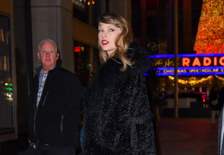 Taylor Swift Walking Tours Are Coming to NYC—And They're Hiring for Tour Guides