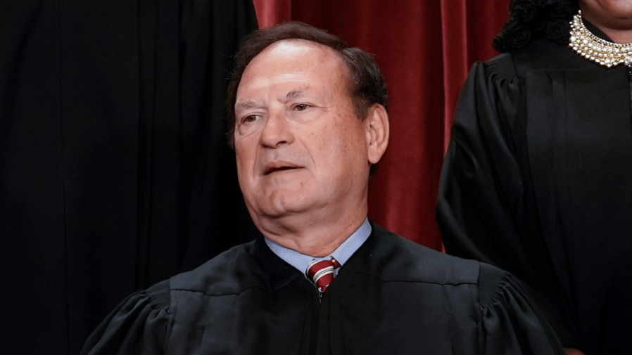 Alito Rejects Calls To Recuse Himself From Jan. 6 Cases Over Flags ...