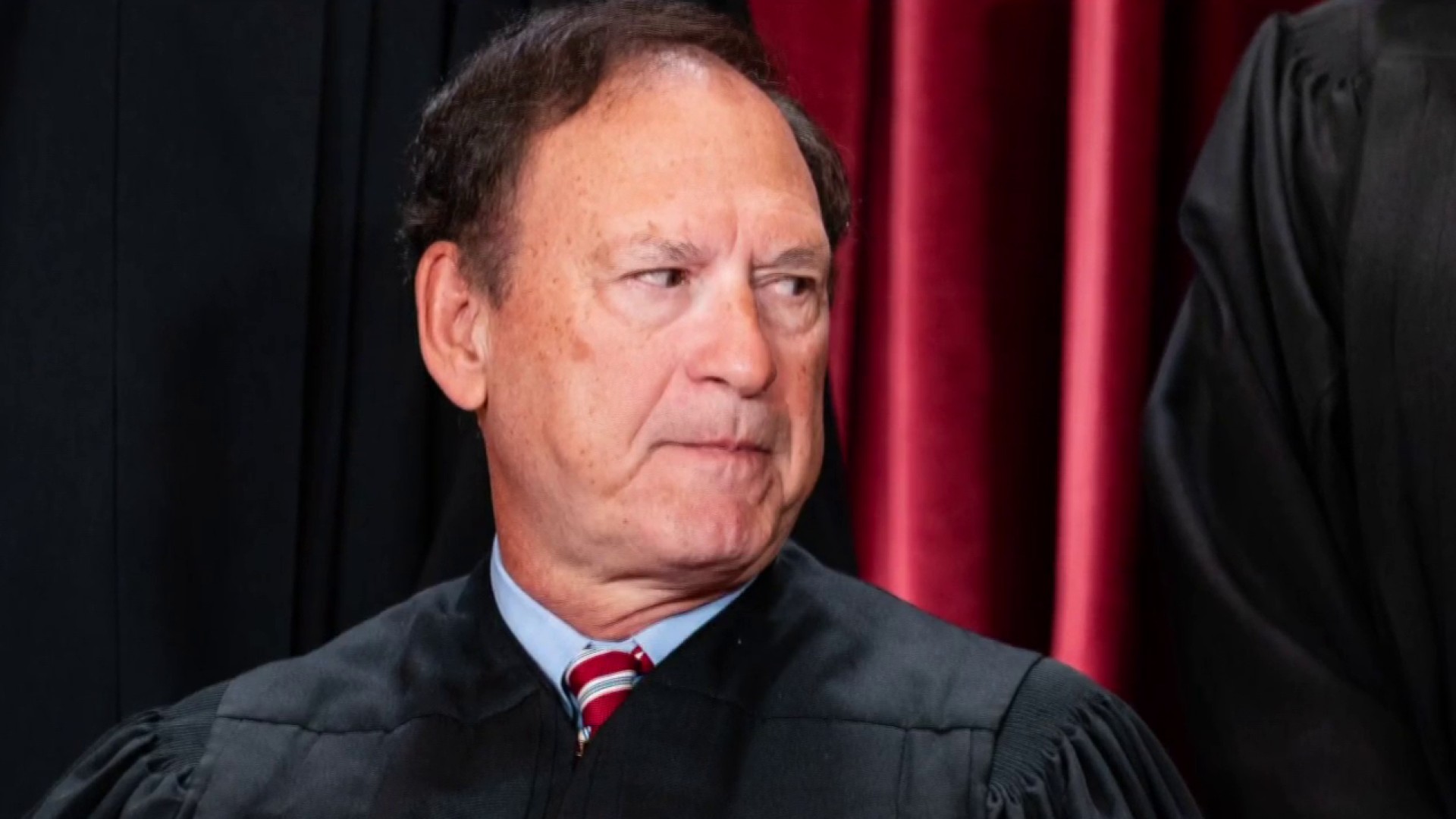 Justice Alito Tells Lawmakers He Will Not Recuse Himself From Trump ...