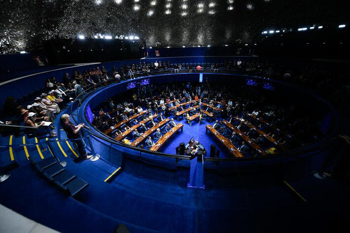 Texto vai agora ao plenário da Casa Foto: Edilson Rodrigues / Agência Senado