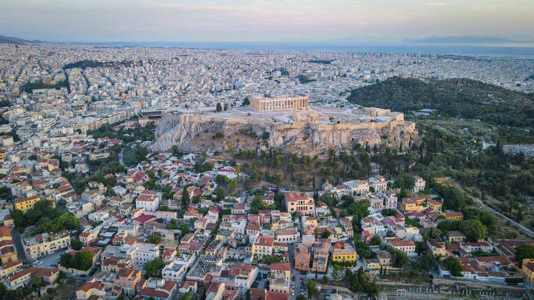 Want to check out the best Athens historical sites? As you wander the charming streets of the Greek capital...