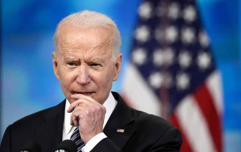 biden administration signals readiness to allow ukraine to strike russia with us weapons - politico