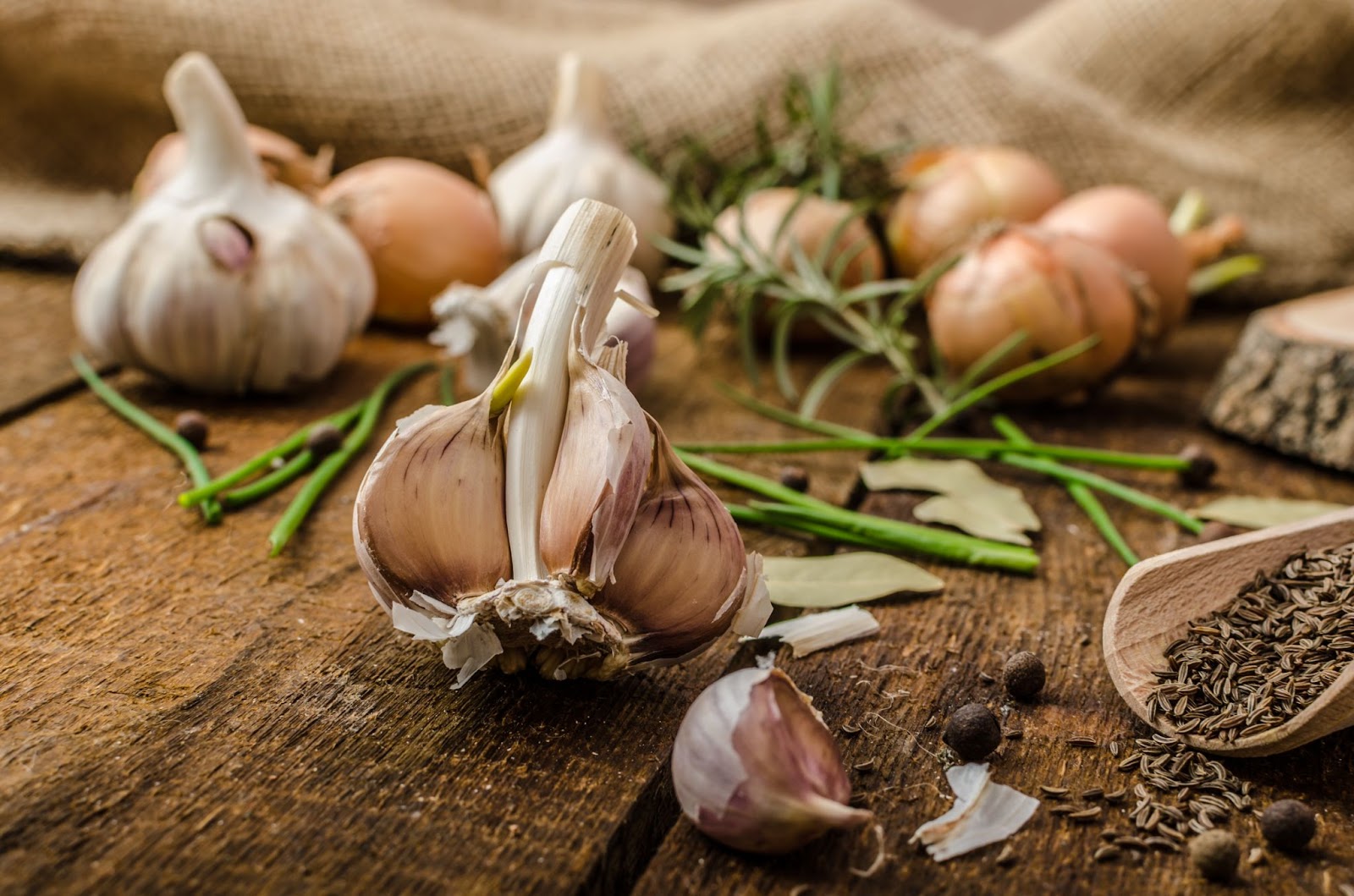 <p>Garlic, renowned for its pungent aroma and distinctive flavor, is much more than just a culinary staple. This humble bulb is a nutritional powerhouse, packed with antioxidants and sulfur compounds that offer a multitude of health benefits.</p> <p>Studies suggest that garlic may play a role in bolstering the immune system, reducing cholesterol levels, and even protecting against heart disease and certain cancers. Its potent compounds have been shown to have antibacterial, antiviral, and antifungal properties, making it a valuable ally in the fight against infections. Whether you add it to your favorite savory dishes for a flavorful kick or roast it for a milder taste, garlic is a simple and delicious way to enhance both the taste and nutritional value of your meals.</p>