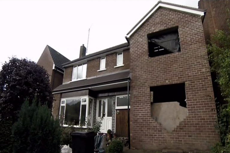 Moment Yorkshire cowboy builder confronted by Dominic Littlewood on TV ...