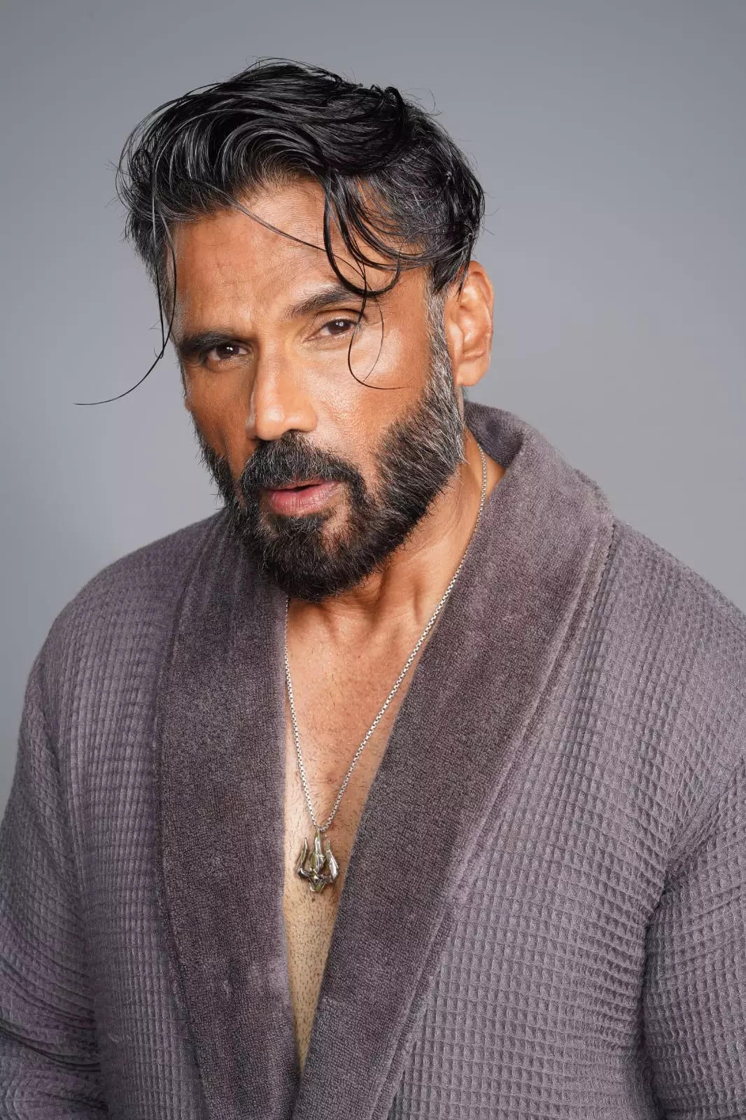 Suniel Shetty Consulted Sanjay Dutt Before Stepping In His Role In ...