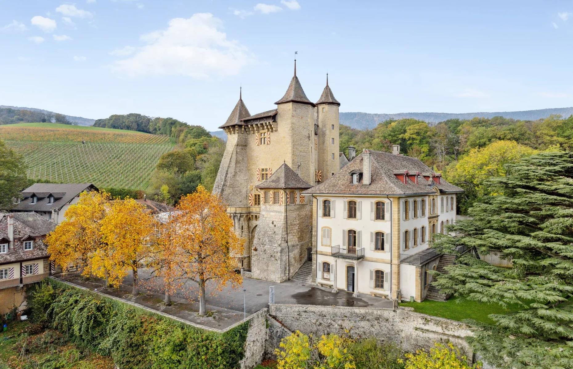 <p>Château de Vaumarcus is undoubtedly one of the finest relics from the Middle Ages in Switzerland. Positioned on a rocky hilltop, it offers unrivalled panoramic view of Lake Neuchâtel below.</p>  <p>The castle is enclosed by more than seven acres of land and boasts a sprawling, 17,577-square-foot interior. Let's explore...</p>