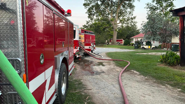 Fire departments respond to tobacco barn blaze in Calypso