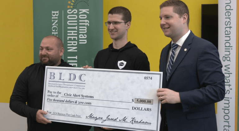 Civic Alert Systems wins local Business Plan Competition