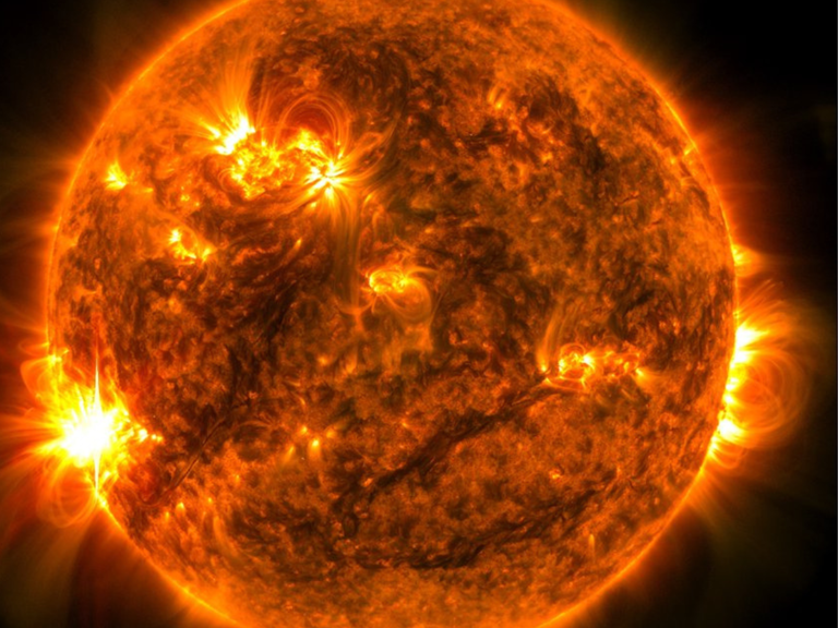 NASA warns of powerful solar storm