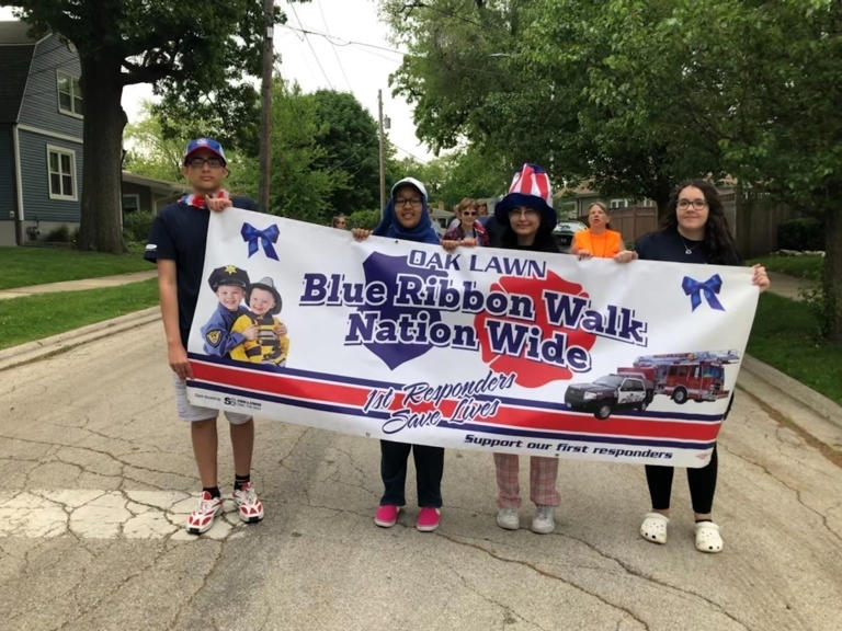 Residents can show their love for Oak Lawn 's police officers and firefighters Saturday, June 3, at the annual Blue Ribbon Walk in Lake Shore Park.