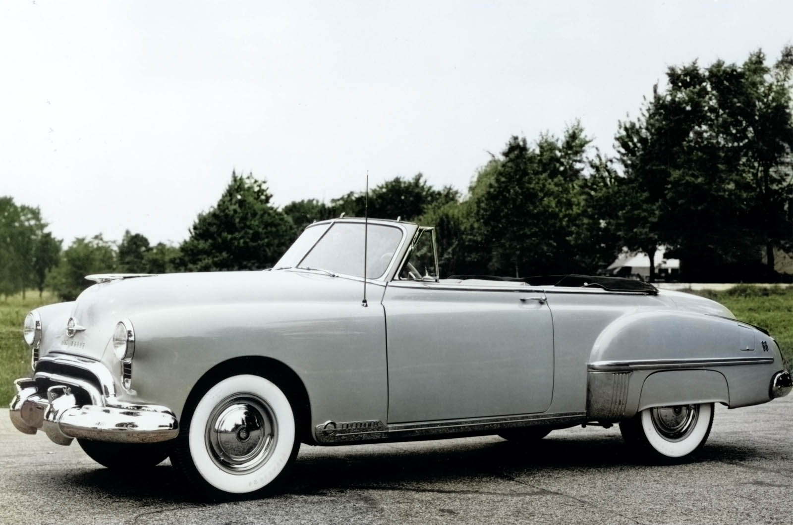 The great cars powered by the Oldsmobile Rocket V8