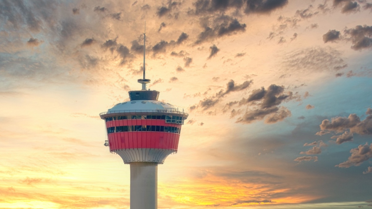 <p>This is a tall tower in the middle of Calgary that offers some great views of the city. But, that’s about it. And, you’ll have to compete with other tourists to see those views. Among reviewers, 21.30% found it lacking.</p>