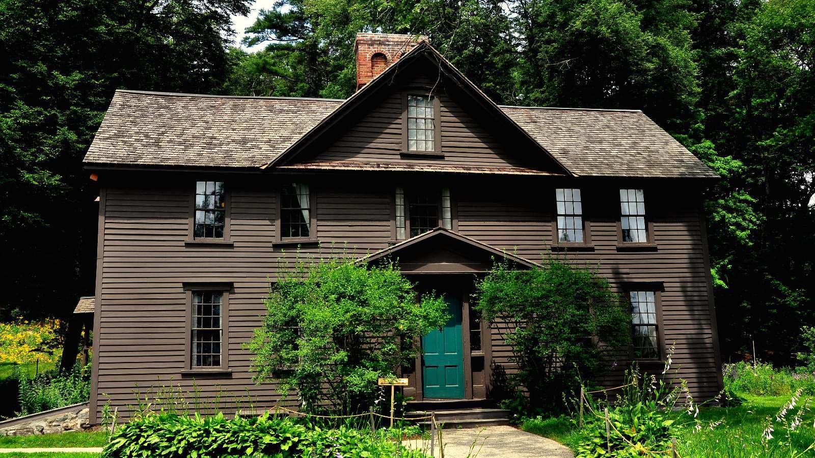 <p>The Orchard House is the home of Louisa May Alcott, the author of the 1868 classic novel Little Women. It is the first American woman to earn a living as a writer. The house offers open guided tours daily, except for a few different holidays, and it’s free.</p>