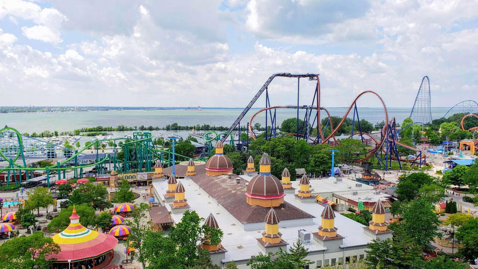 <p>Cedar Point Amusement Park is known as the “Roller Coaster Capital of the World” and is a must-visit destination for roller coaster enthusiasts. The park has various rides and attractions and is also home to a haunted carousel.</p>