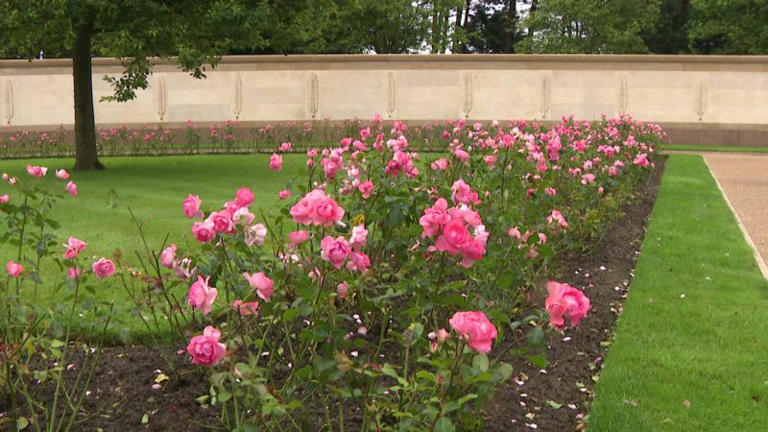 walls-of-the-missing-commemorating-soldiers-whose-remains-were-never