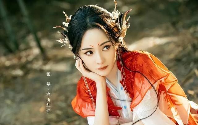 对不起，我弃剧了！《狐妖小红娘》杨幂都带不动这个“拖油瓶”