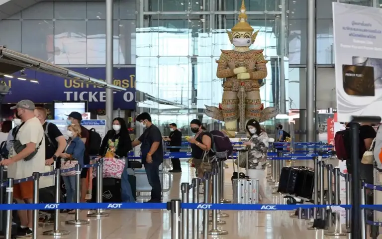 The visa-free exemption for Malaysian visitors to Thailand has been extended from 30 days to 60 effective June 1. (Bernama pic)