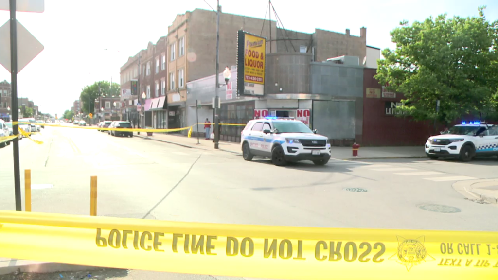 Southwest Side Chicago Shooting Leaves 2 Men Wounded