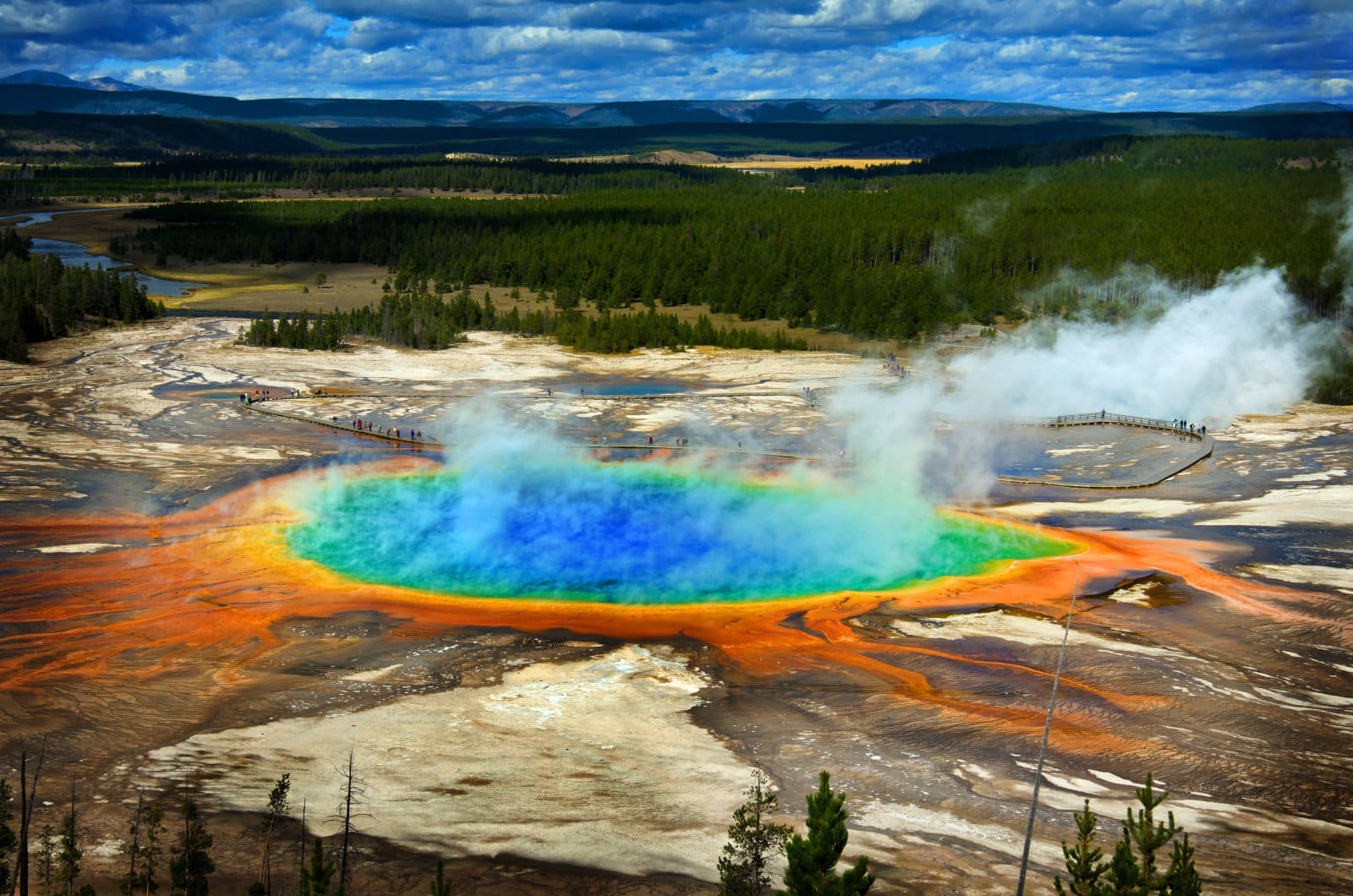 Image Credit: Shutterstock / Lane V. Erickson <p><span>Immerse yourself in geysers, wildlife, and vast landscapes. It’s a nature lover’s paradise but be cautious of wildlife and stay on designated paths.</span></p>