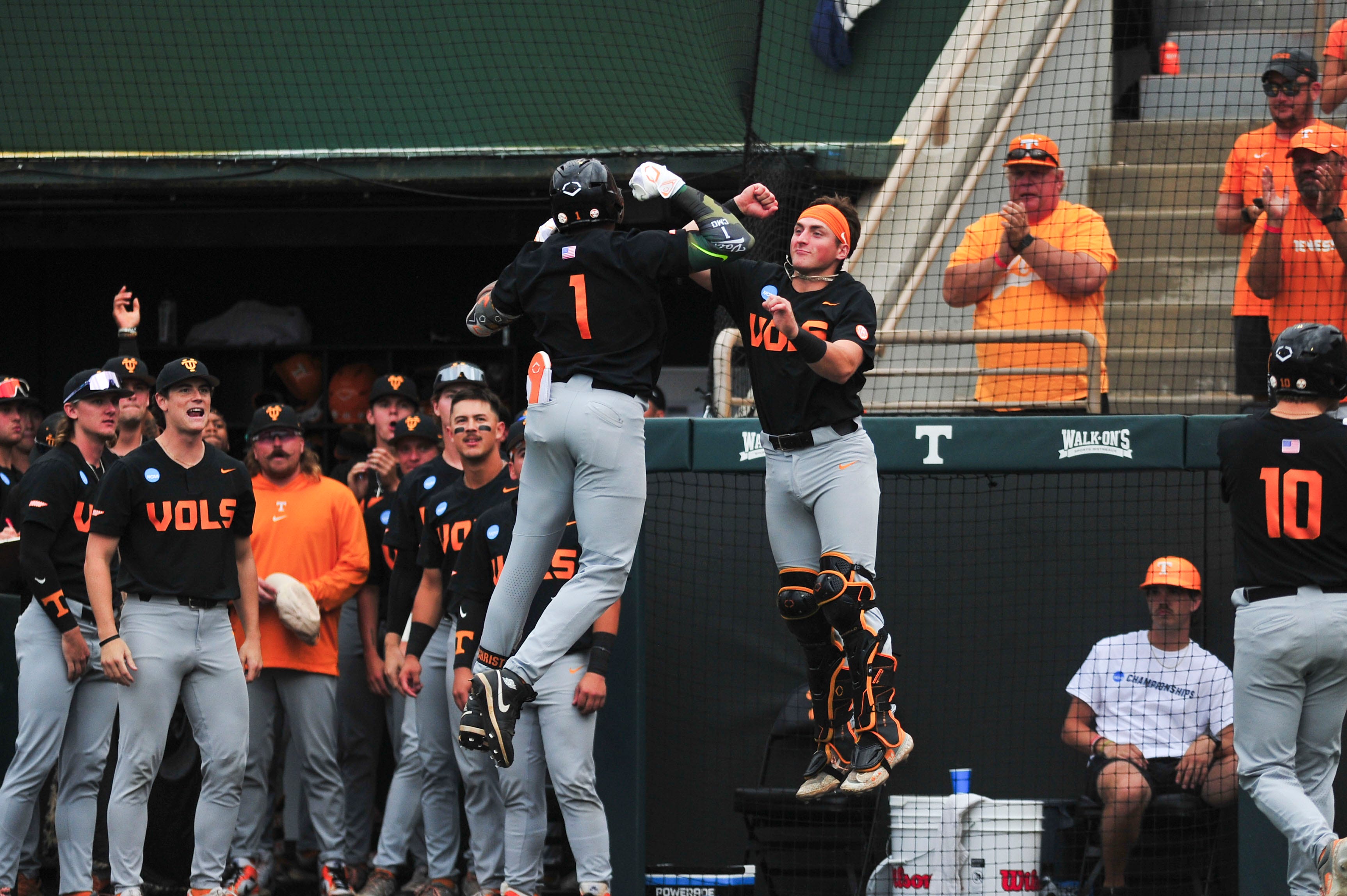 Tennessee baseball breaks program singleseason home run record with 159th homer