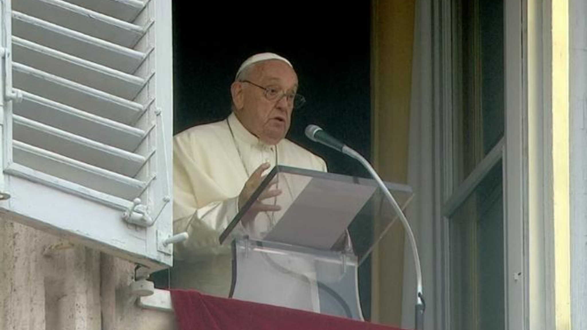 Il Papa Durante L'Angelus: "L'Eucarestia è Un Richiamo A Fare Della ...