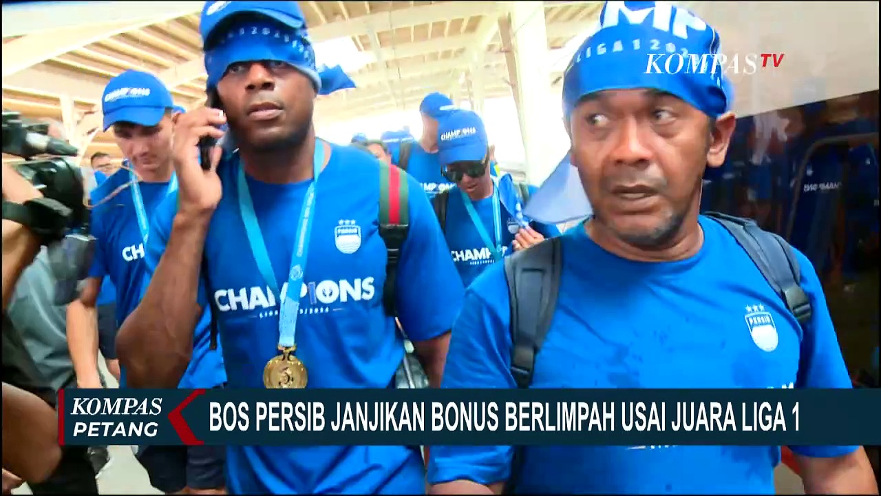 Umuh Muchtar Janjikan Bonus Berlimpah Usai Persib Bandung Juara Liga 1 ...