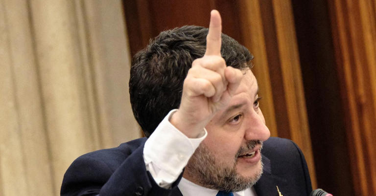Salvini e Borghi attaccano Mattarella: oggi non è la festa della sovranità Ue. Schlein: gravissimo, Meloni prenda le distanze. Tajani: solidarietà al Quirinale
