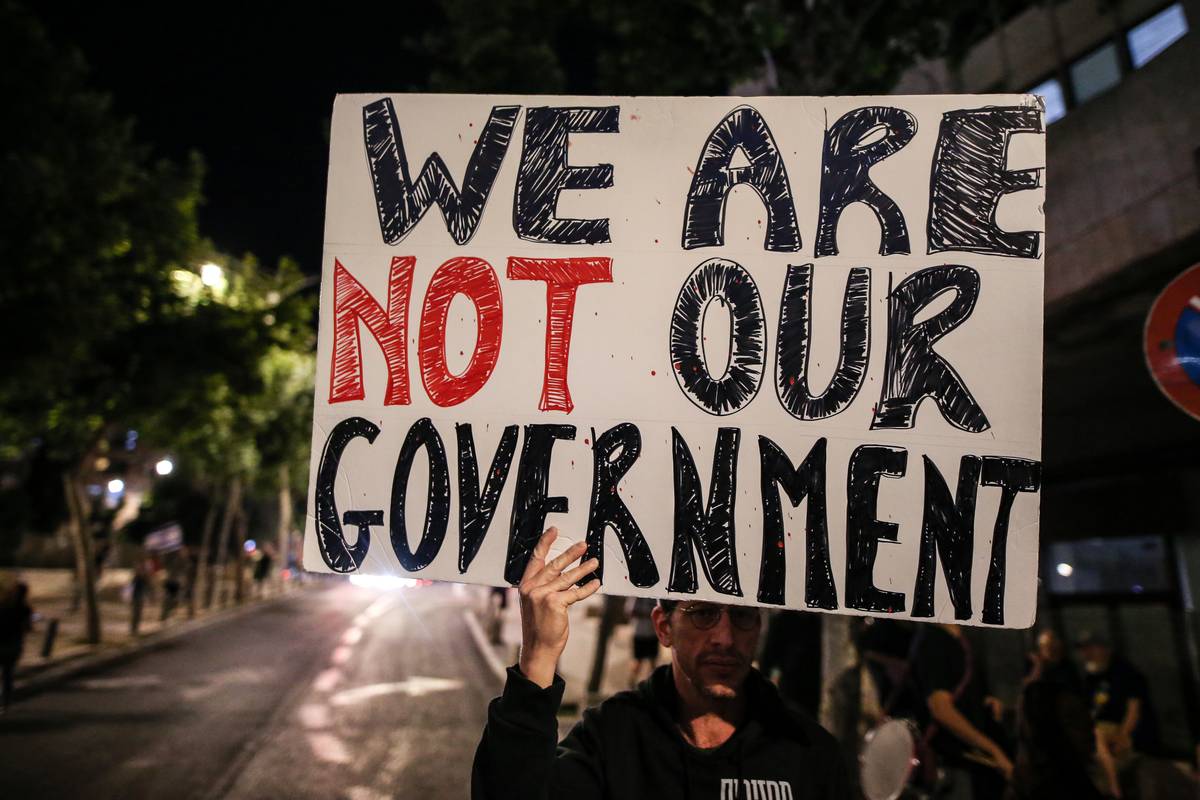 Manifestantes exigem a demissão de Netanyahu em Israel
