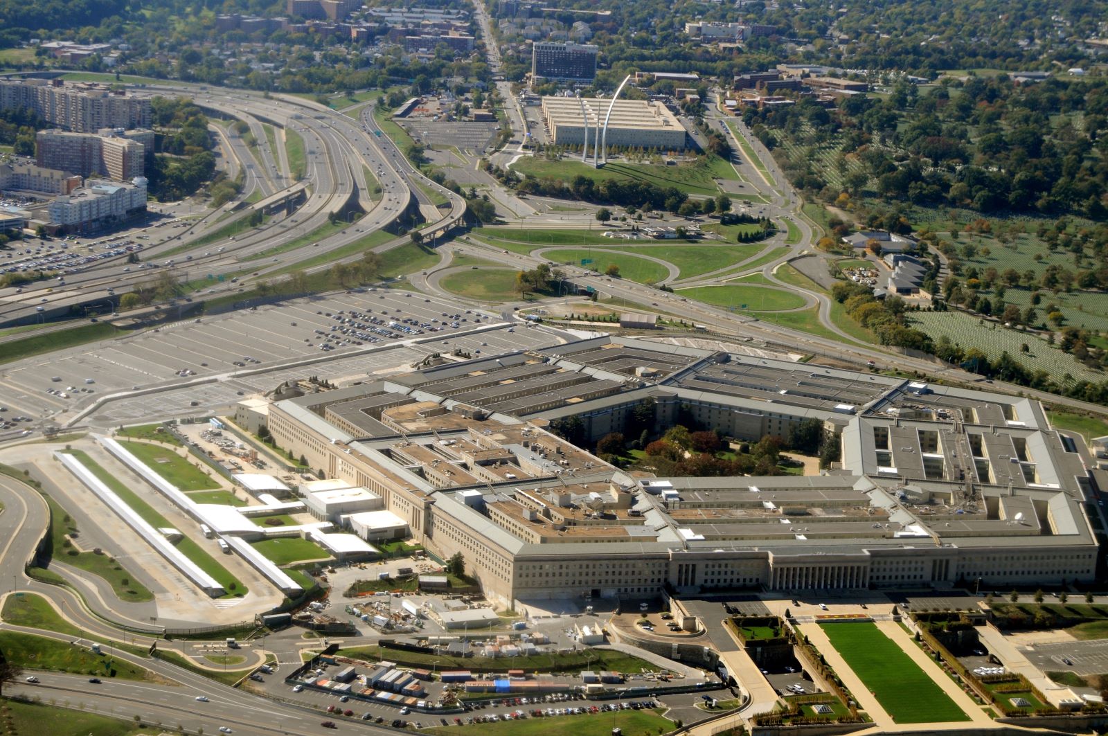 <p class="wp-caption-text">Image Credit: Shutterstock / Frontpage</p>  <p>A symbol of U.S. military strength, the Pentagon offers tours that delve into the complexities of America’s defense administration.</p>