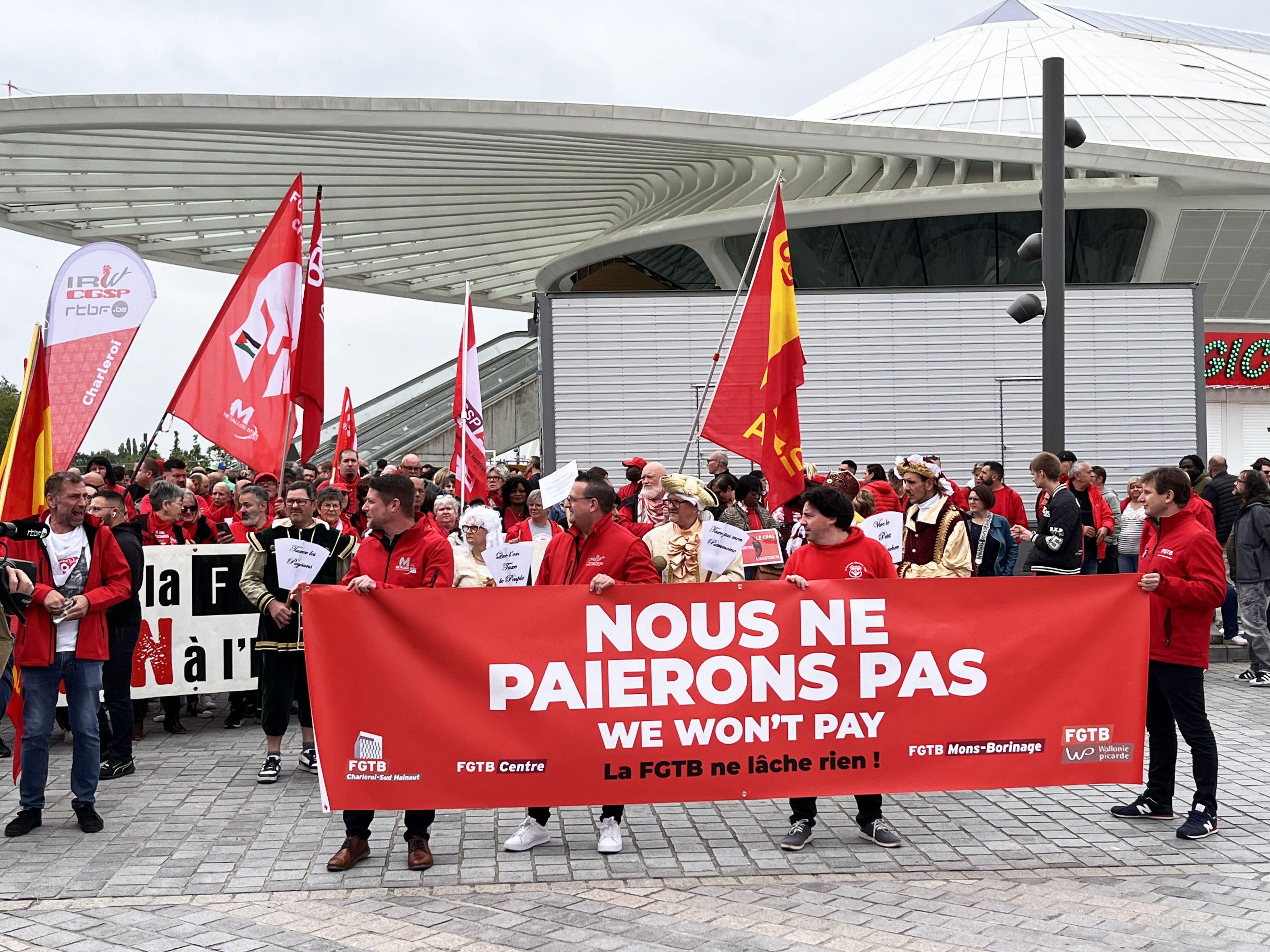 Journée D'actions De La FGTB - Plusieurs Milliers De Militants De La ...