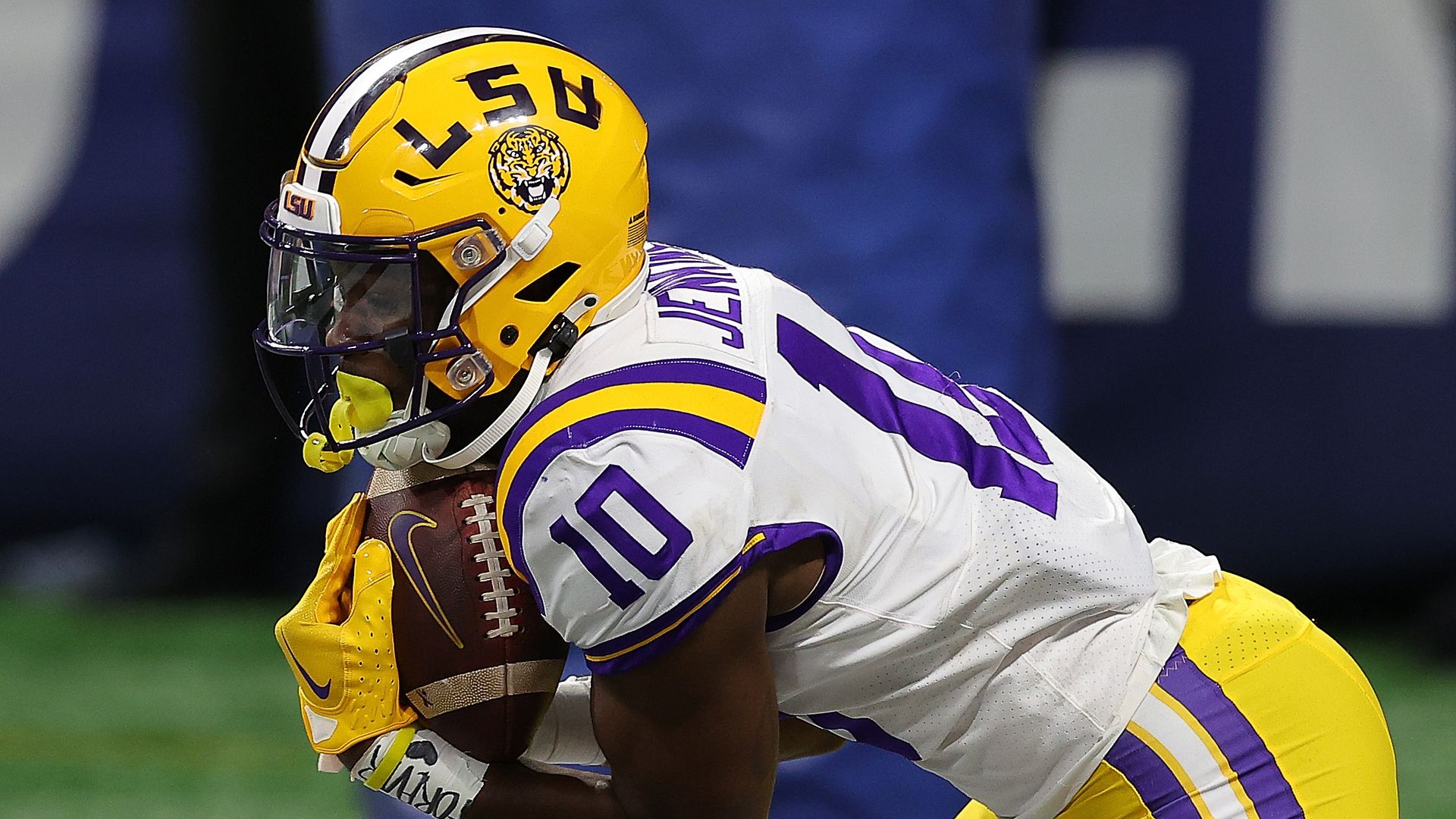 Steelers Sign Former LSU WR, Waive CB Luq Barcoo