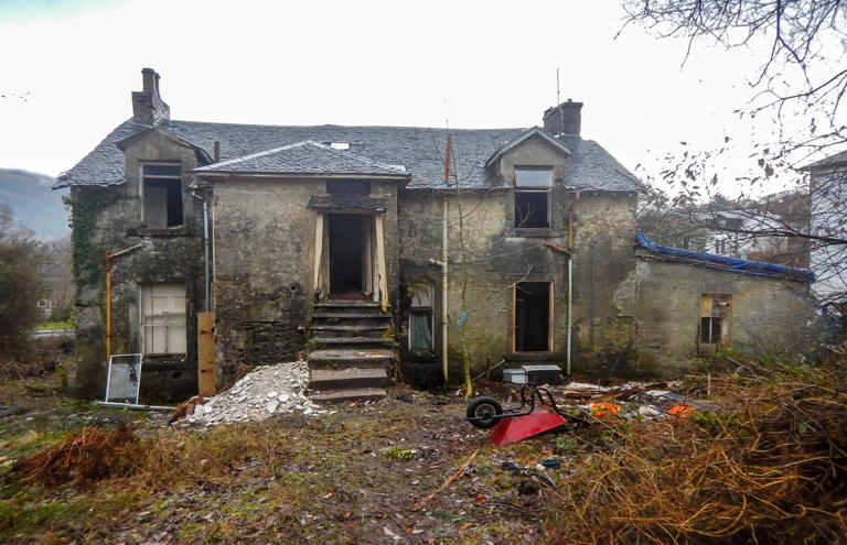 #39 We bought our dream home by accident at an auction #39