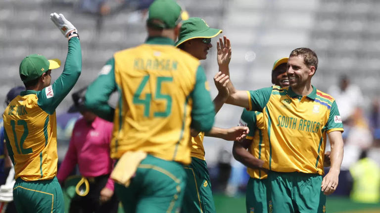 T20 World Cup: Anrich Nortje shines as South Africa cruise to commanding win over Sri Lanka