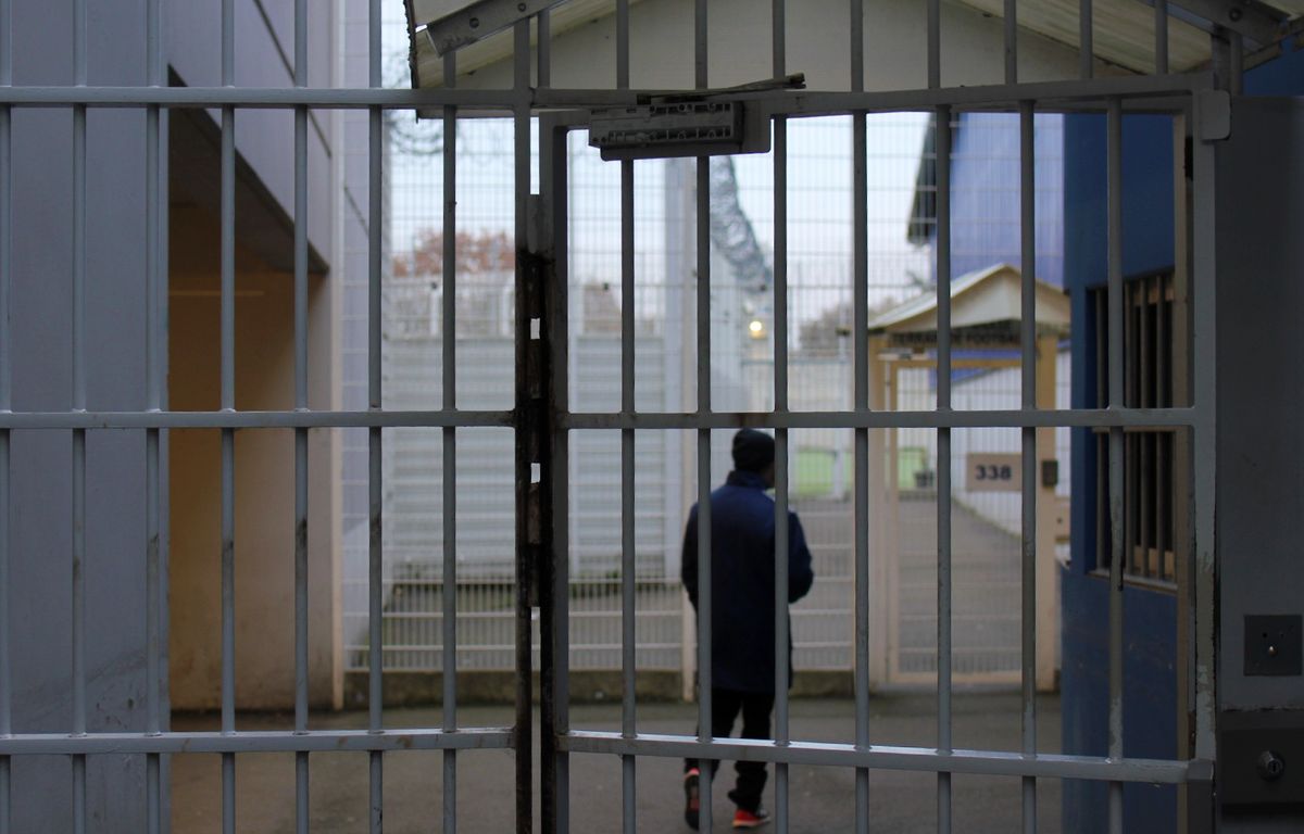 Lorient : Une surveillante de la prison agressée par un détenu « ultra ...