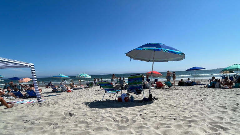 Middletown raises beach pass rates