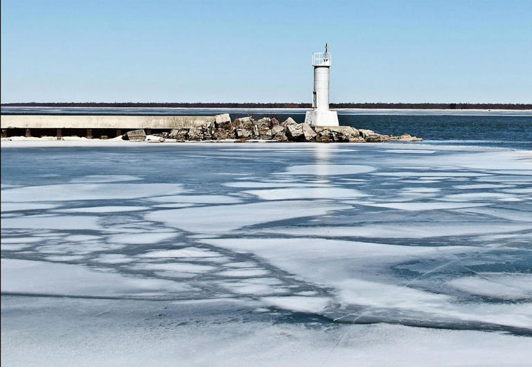 Losing winter ice is changing the Great Lakes food web – here’s how ...