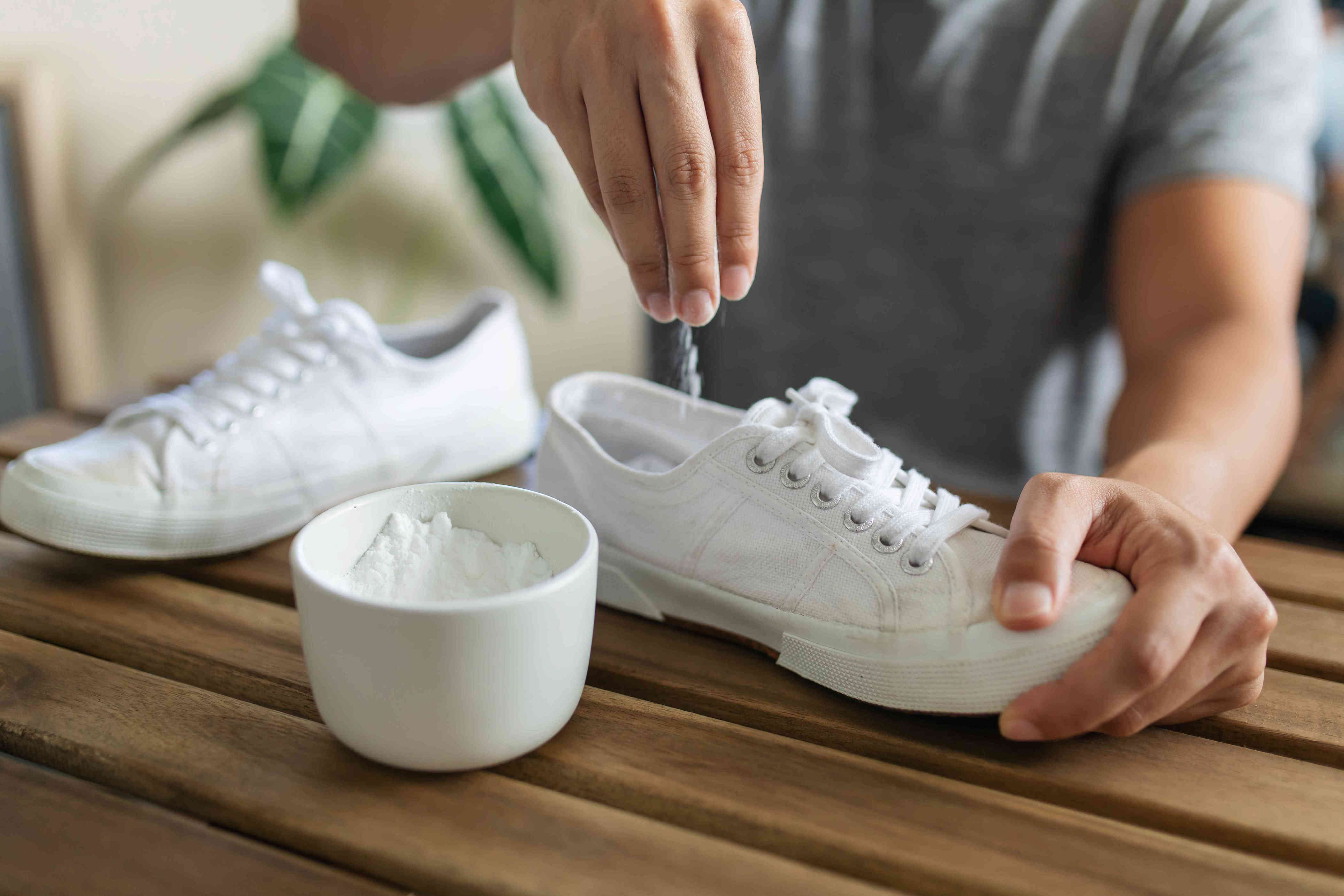12 Easy Ways to Get Rid of Smells From Your Shoes Quickly